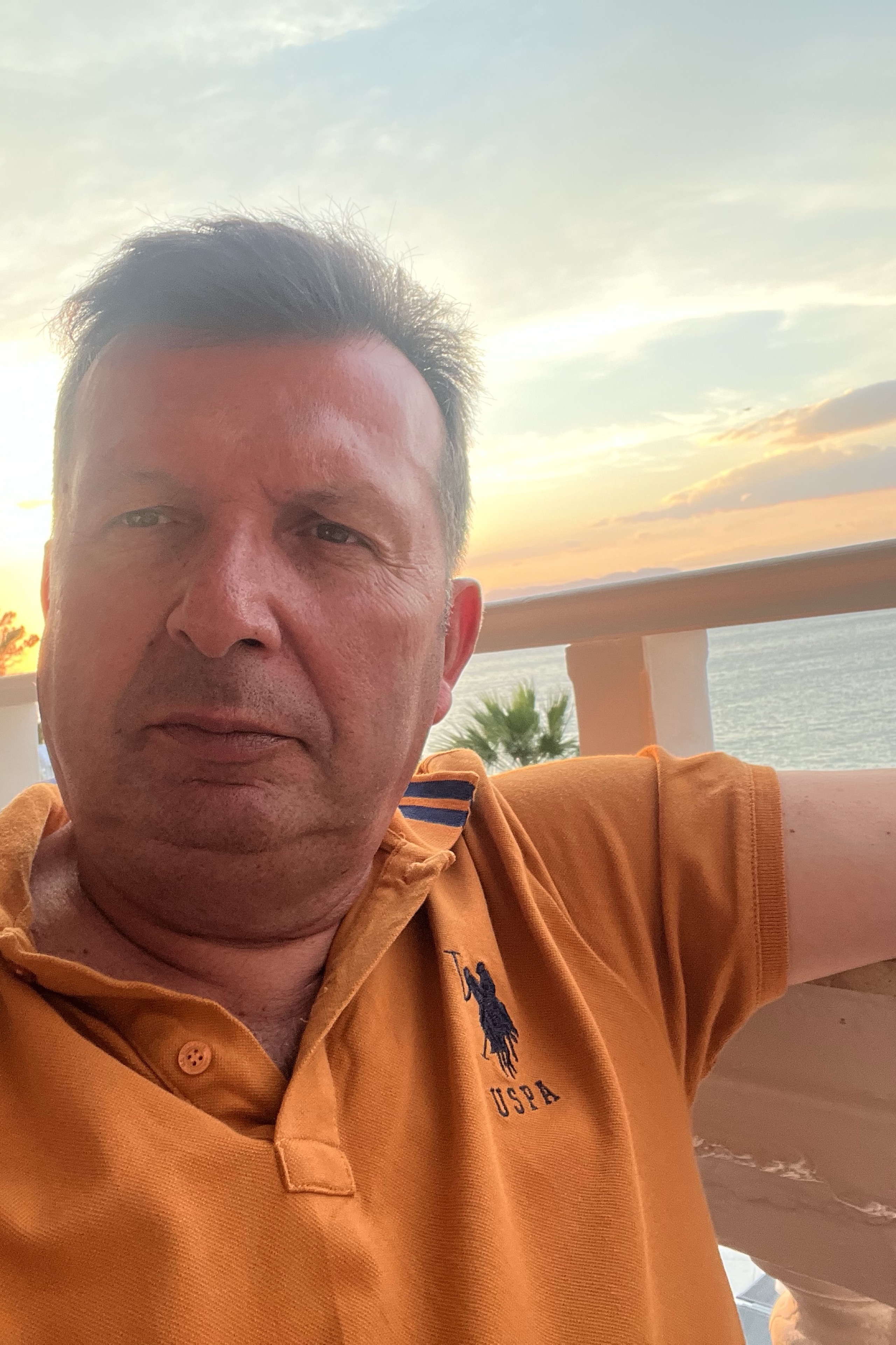 Cenk Efe — photo 2 on Lushme