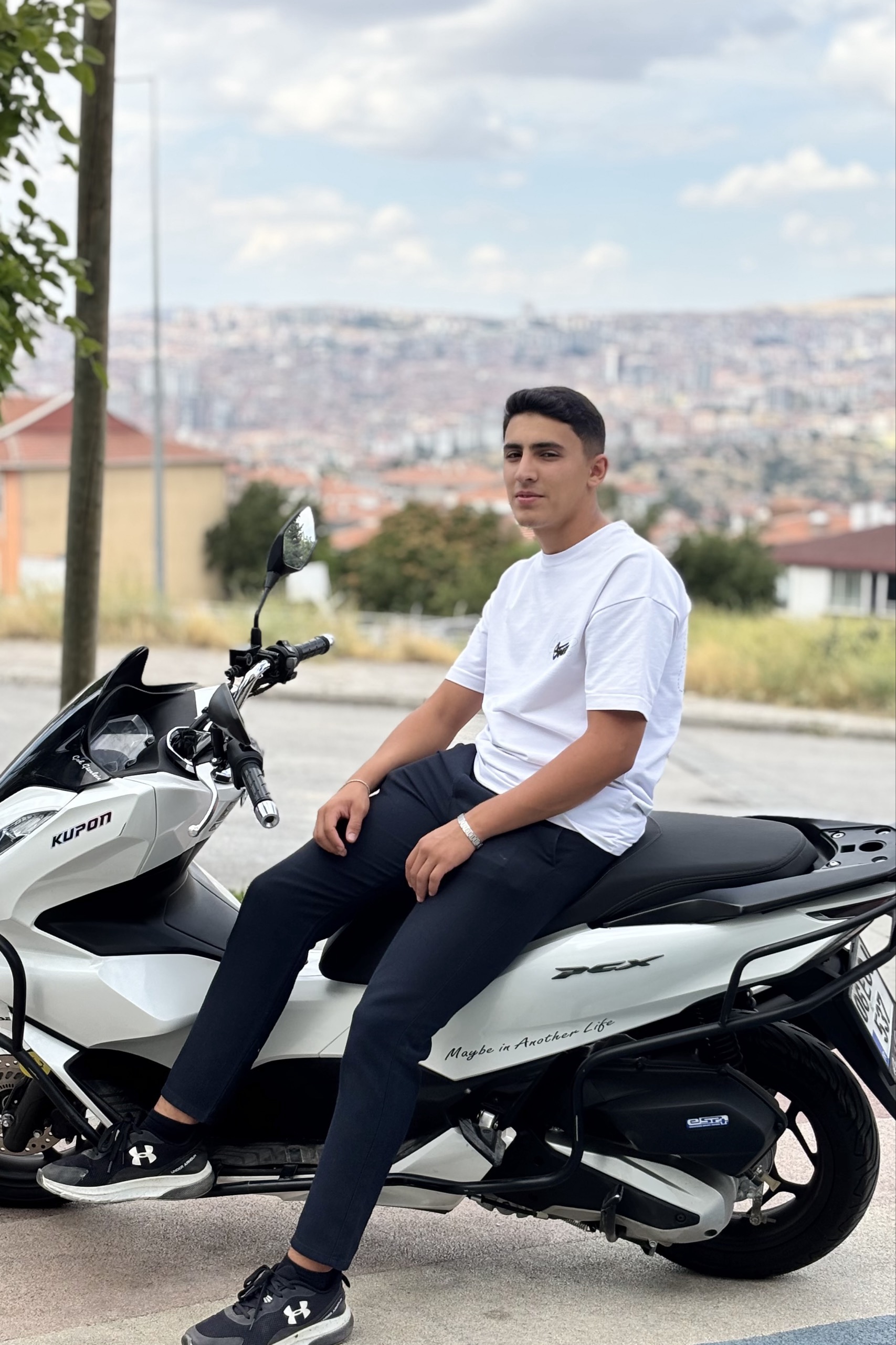 Yiğit Güngör — photo 6 on Lushme
