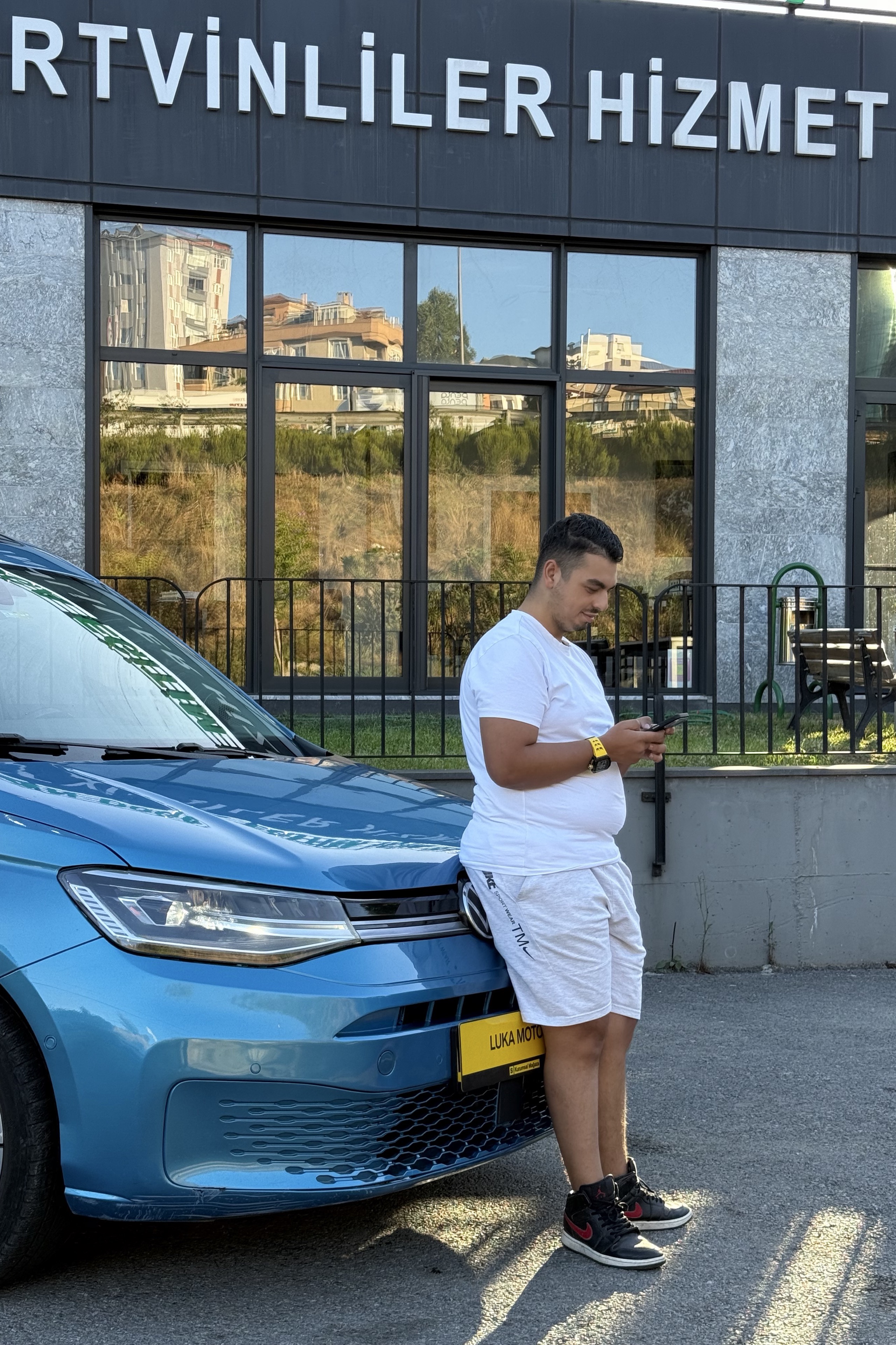 Efe — photo 2 on Lushme