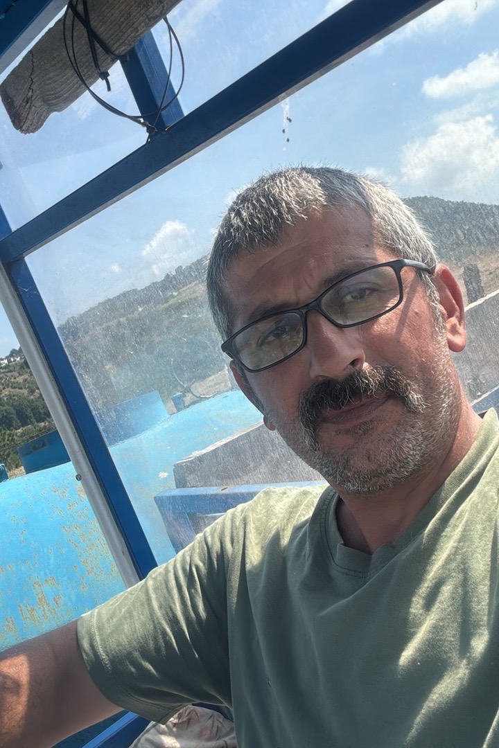 Zeki Şahin — photo 2 on Lushme