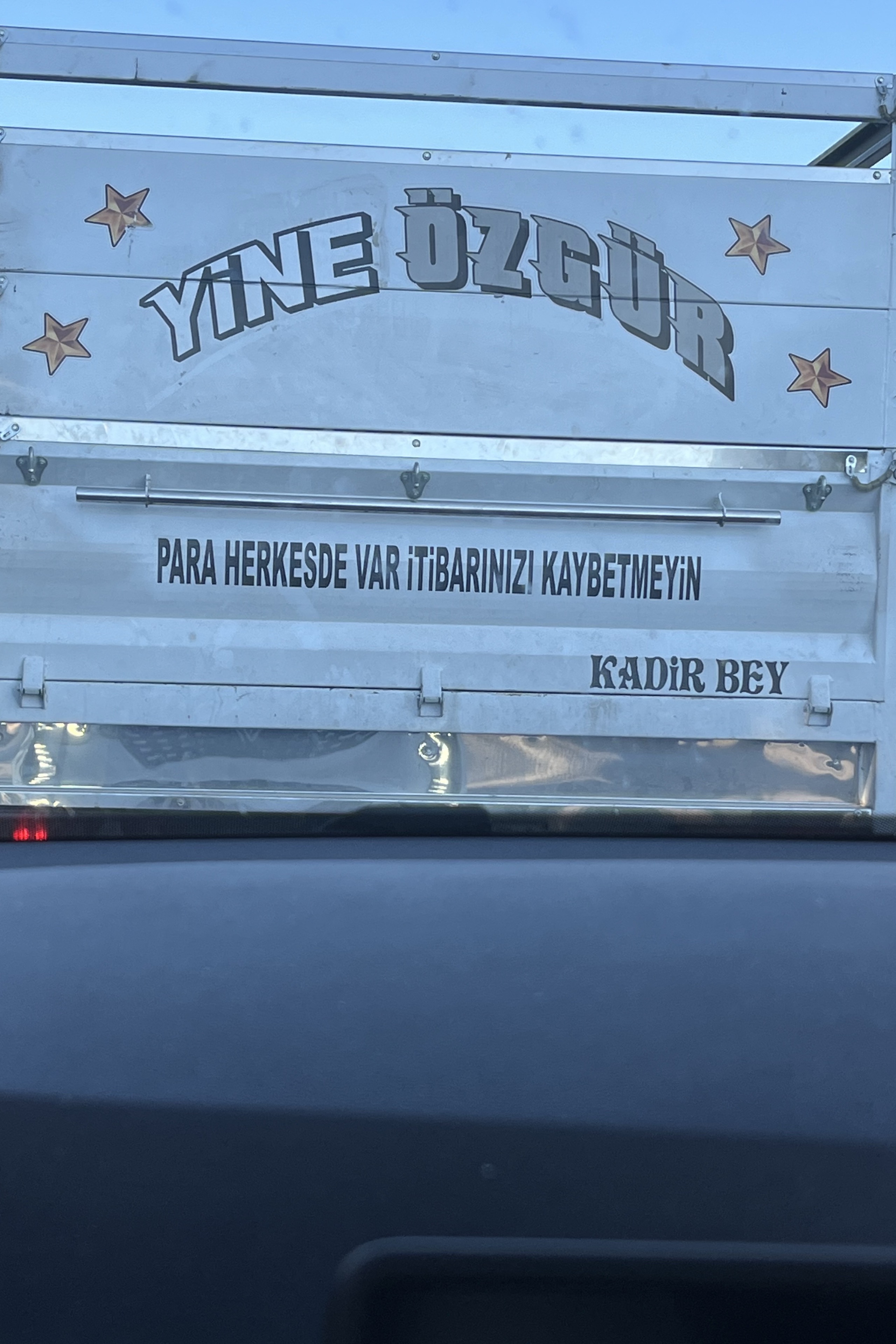 R2S75Nny4T — photo 3 on Lushme