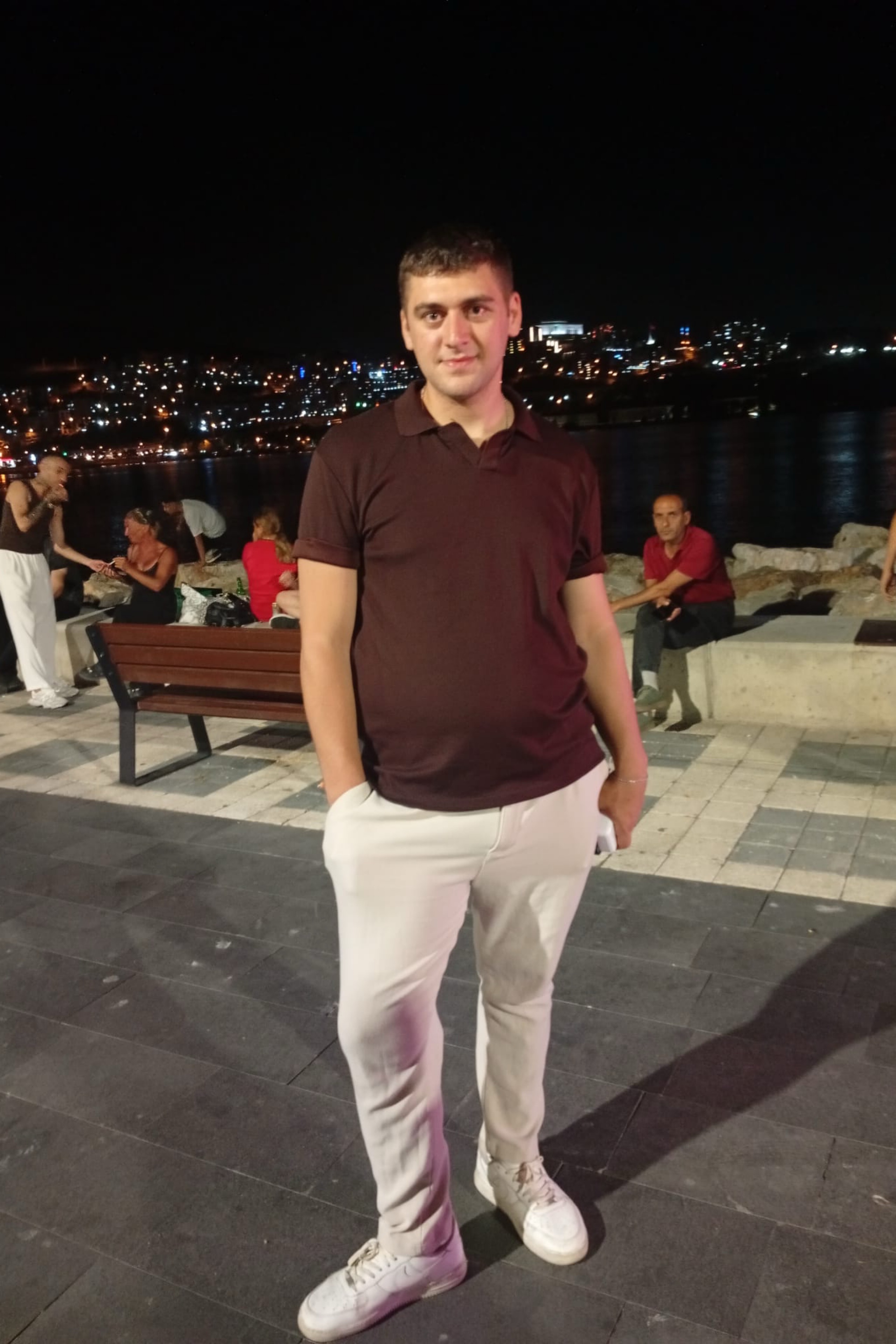 furkan özcan — photo 6 on Lushme