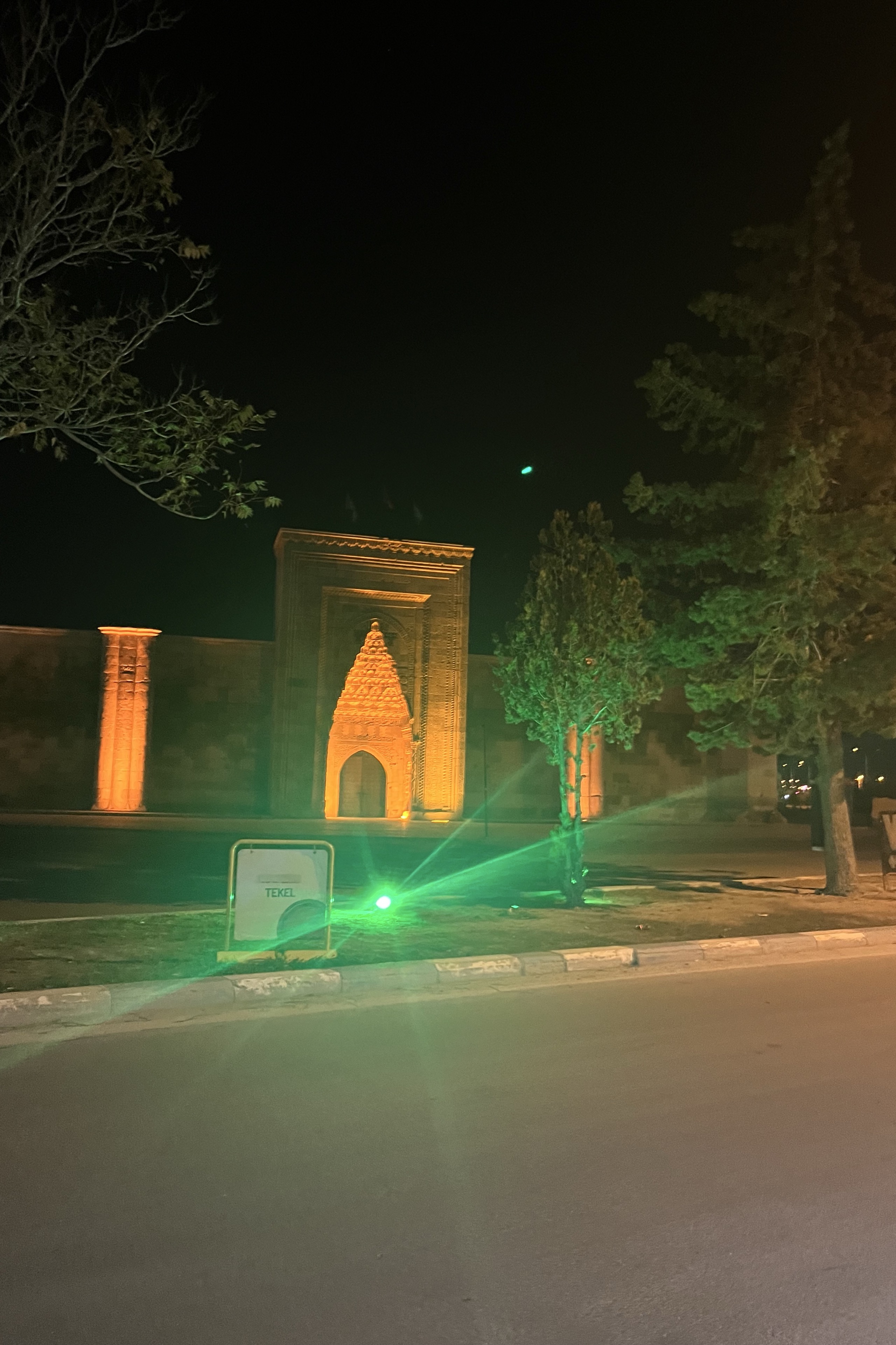 Yasar Ak — photo 2 on Lushme