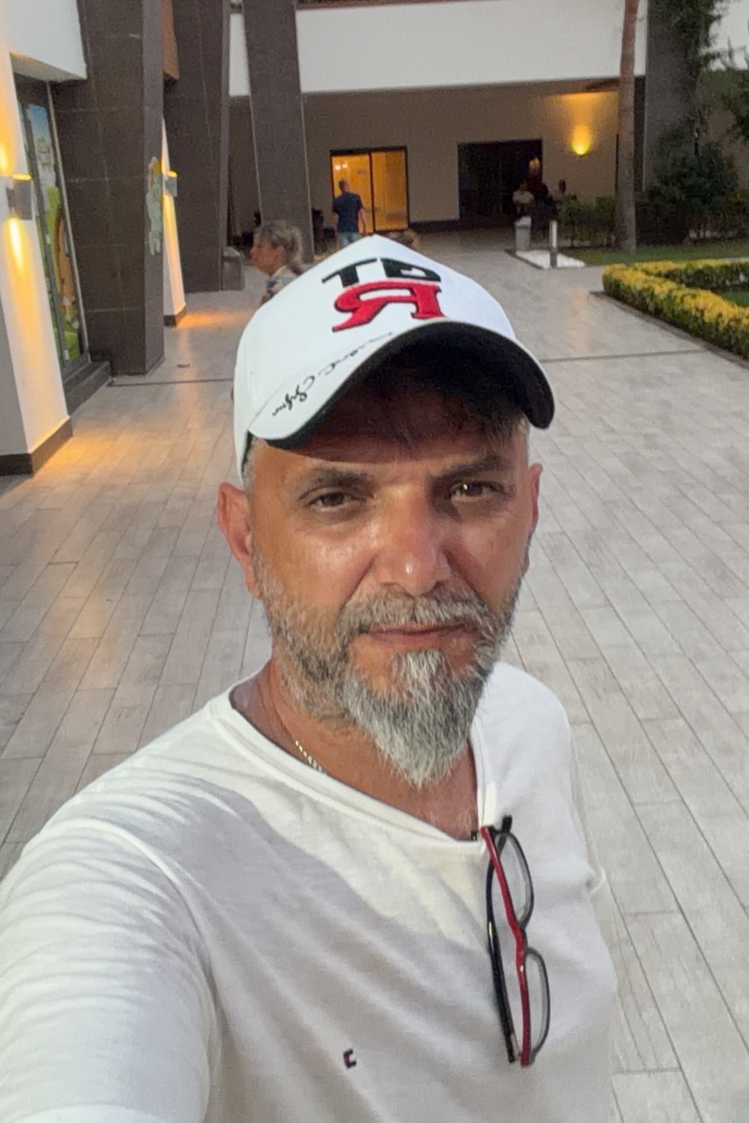 Orhan Dursun — photo 2 on Lushme