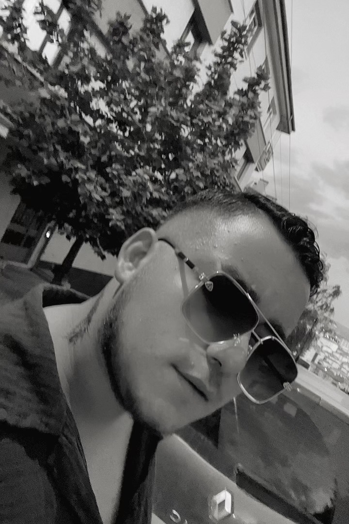 memo6l8 — photo 3 on Lushme