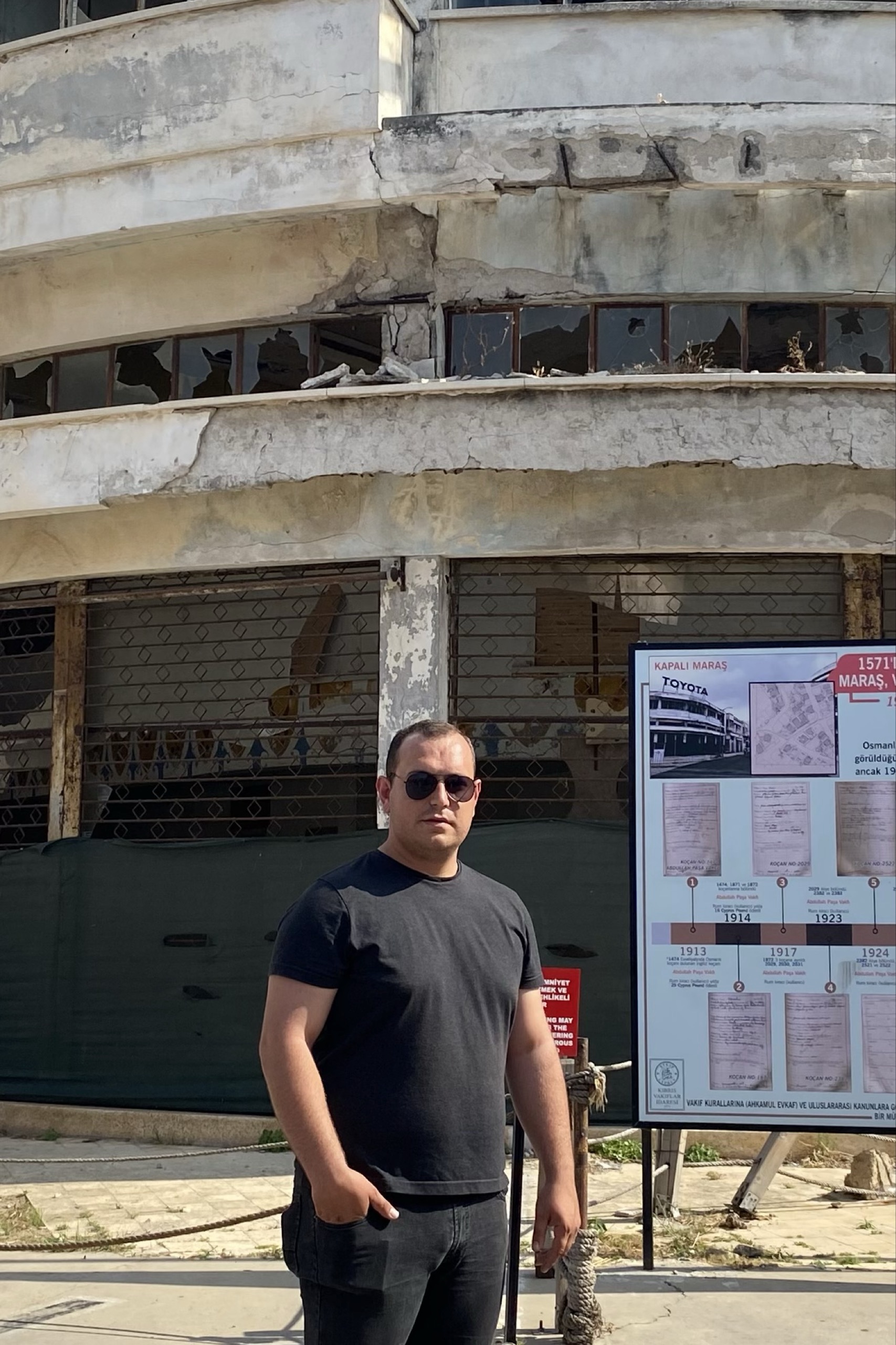 Mert Yazıcı — photo 3 on Lushme