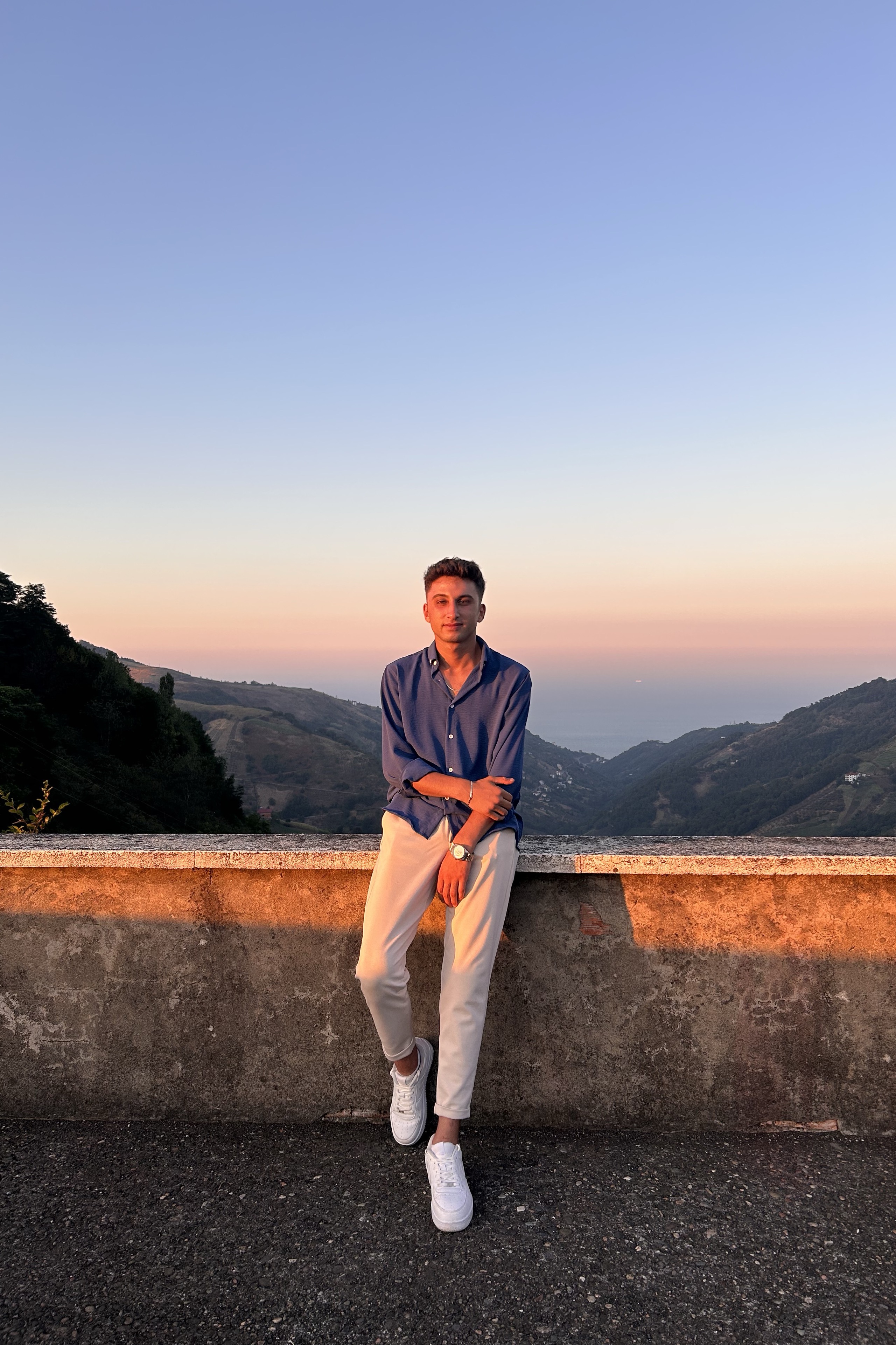 Alpay — photo 2 on Lushme