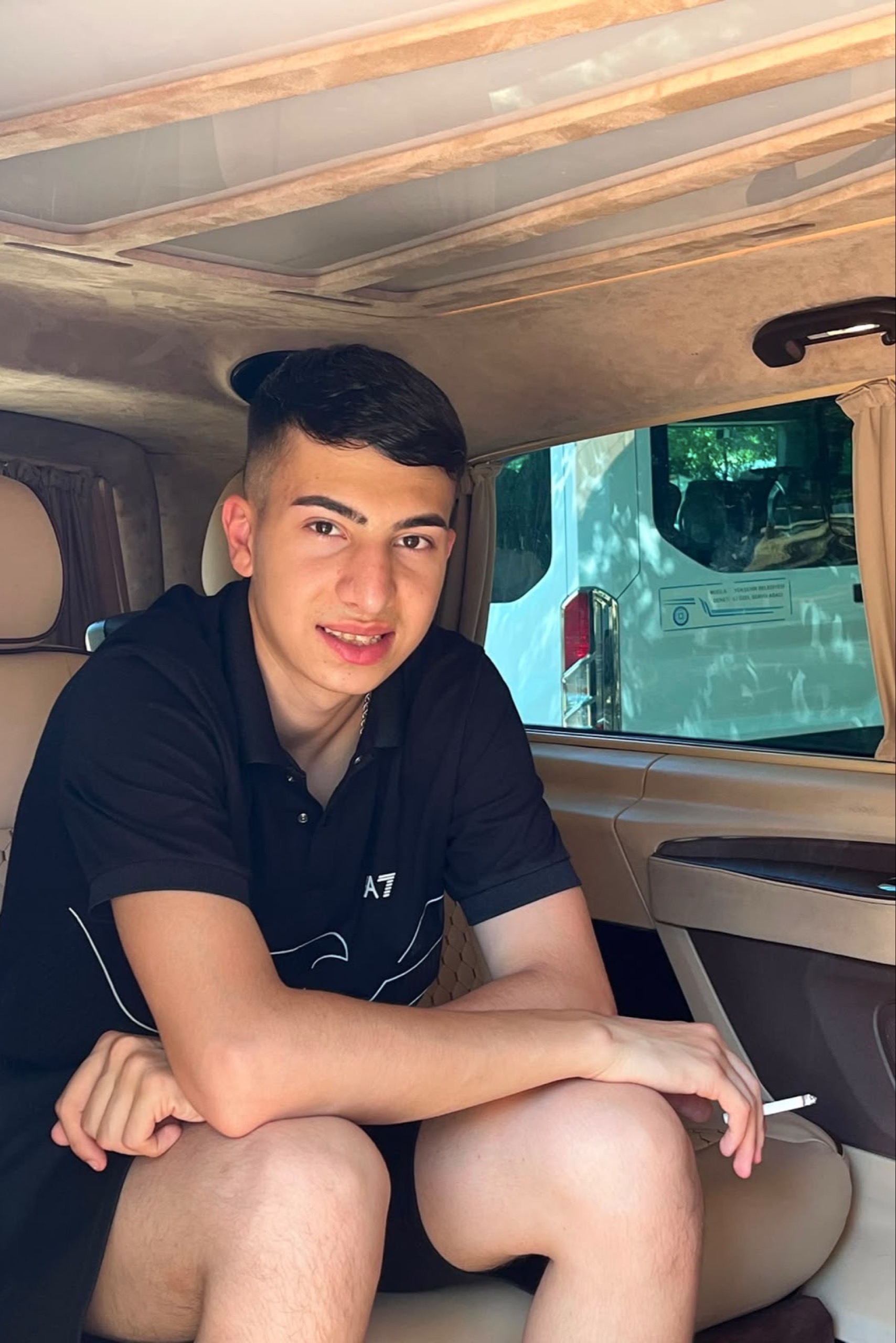 Burkay.01 — photo 3 on Lushme