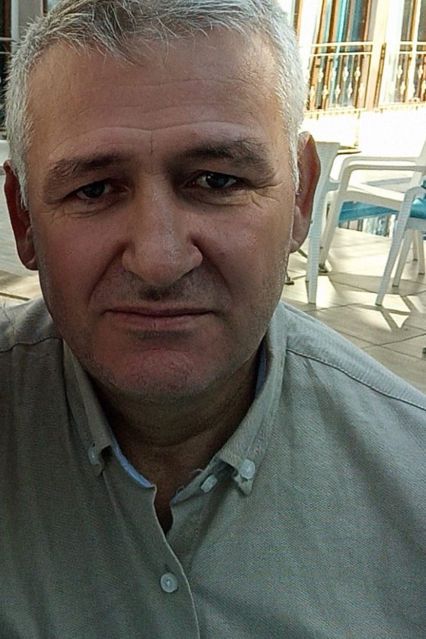 Hüsnü Şahin — photo 3 on Lushme