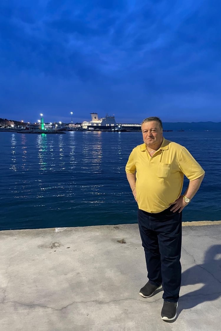 Metin Yüksel — photo 2 on Lushme